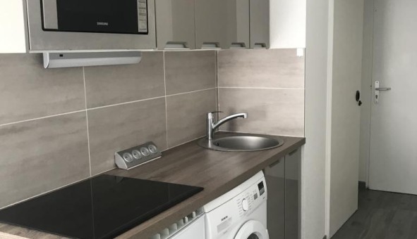Logement tudiant Studio à Courbevoie (92400)
