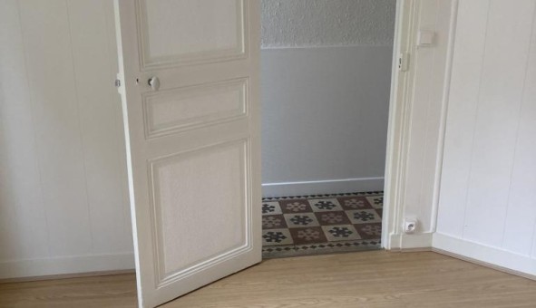 Logement tudiant Studio à Courbevoie (92400)