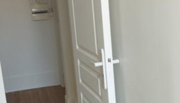 Logement tudiant Studio à Courbevoie (92400)