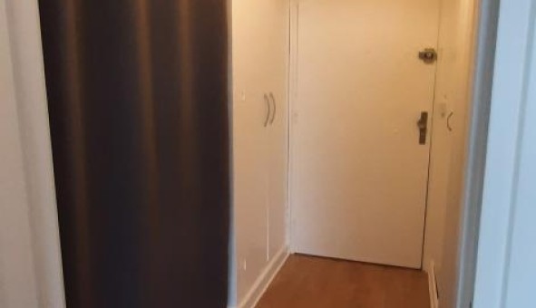 Logement tudiant Studio à Courbevoie (92400)