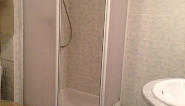 Logement tudiant Studio à Courbevoie (92400)