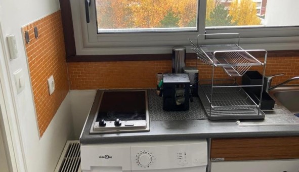 Logement tudiant Studio à Courbevoie (92400)