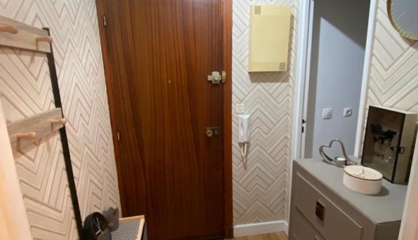 Logement tudiant Studio à Courbevoie (92400)