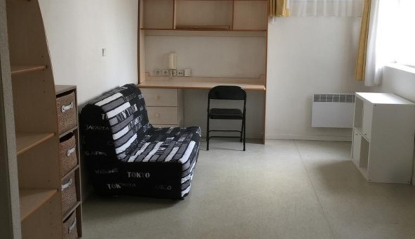 Logement tudiant Studio à Courbevoie (92400)
