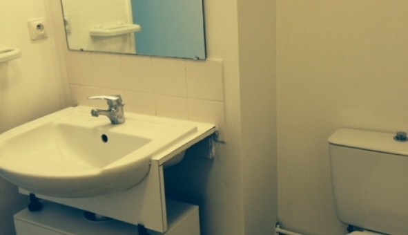 Logement tudiant Studio à Courbevoie (92400)