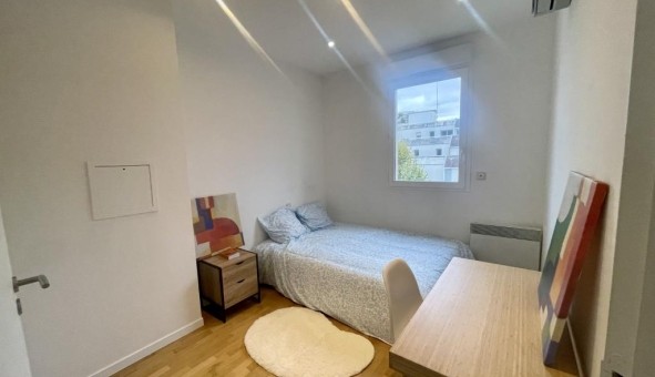 Logement tudiant Location Studio Vide Courbevoie (92400)