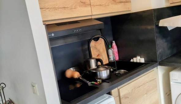 Logement �tudiant Studio &agrave; Courbevoie (92400)