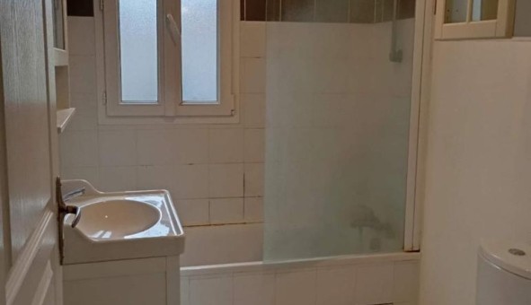 Logement �tudiant Studio &agrave; Courbevoie (92400)