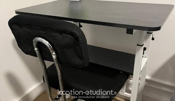 Logement étudiant Studio &agrave; Courbevoie (92400)