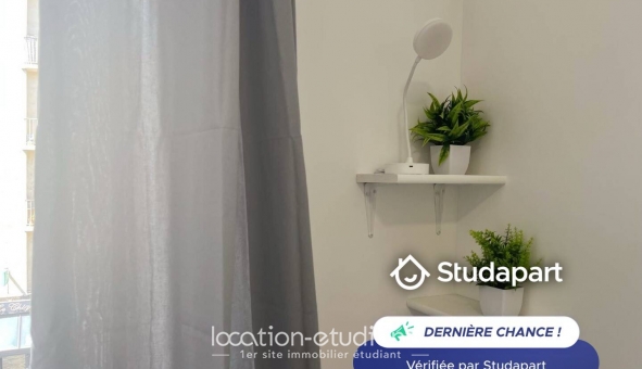 Logement étudiant Studio &agrave; Courbevoie (92400)
