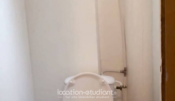 Logement étudiant Studio &agrave; Courbevoie (92400)