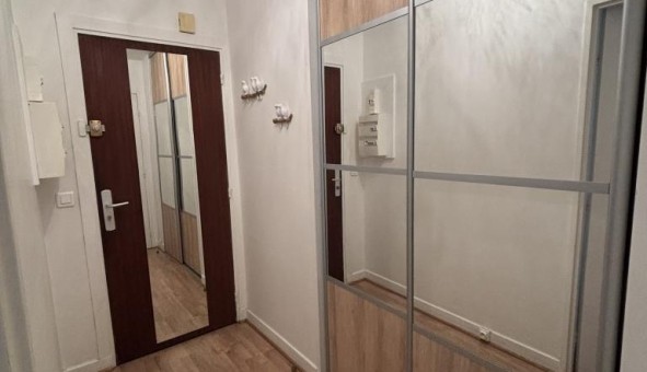 Logement �tudiant Studio &agrave; Courbevoie (92400)