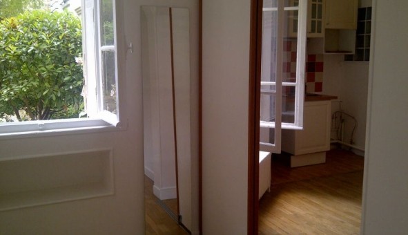 Logement �tudiant Studio &agrave; Courbevoie (92400)