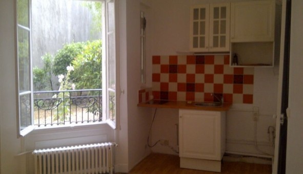 Logement �tudiant Studio &agrave; Courbevoie (92400)