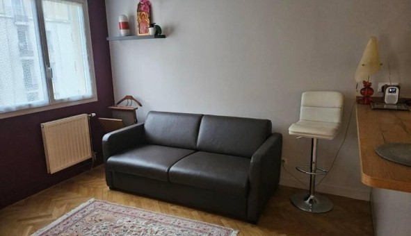 Logement �tudiant Studio &agrave; Courbevoie (92400)