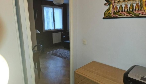 Logement �tudiant Studio &agrave; Courbevoie (92400)