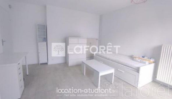 Logement tudiant Studio à Courcouronnes (91080)