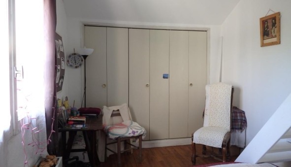 Logement tudiant Studio à Courcouronnes (91080)