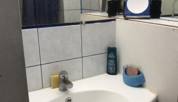 Logement tudiant Studio à Courcouronnes (91080)