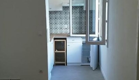Logement �tudiant Studio &agrave; Courcouronnes (91080)