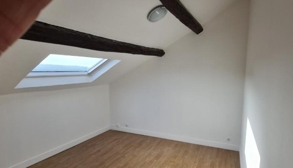 Logement étudiant Location Studio Vide Courdimanche (95800)
