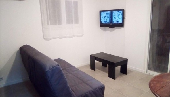 Logement �tudiant Studio &agrave; Coursegoules (06140)