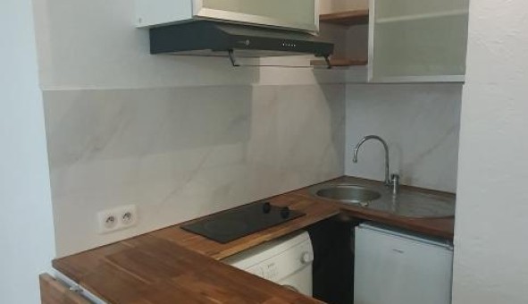 Logement �tudiant Studio &agrave; Coursegoules (06140)