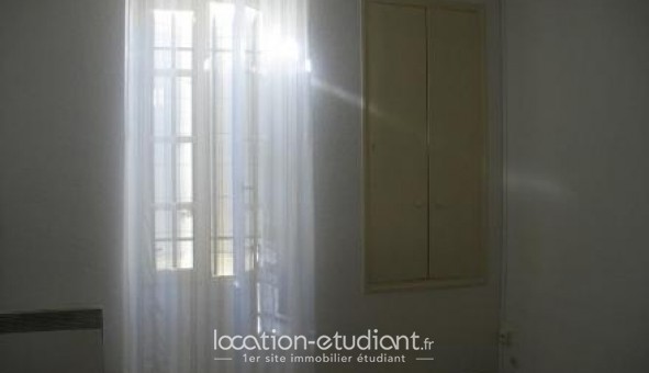 Logement tudiant Studio à Courthzon (84350)