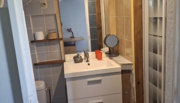 Logement �tudiant Studio &agrave; Courtisols (51460)