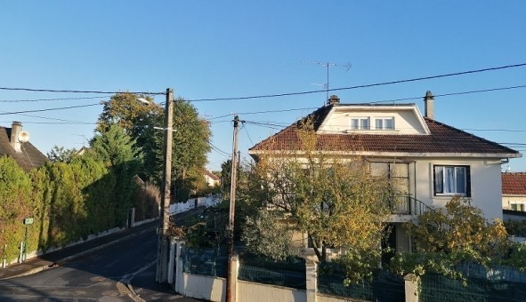 Logement tudiant Studio à Courtry (77181)