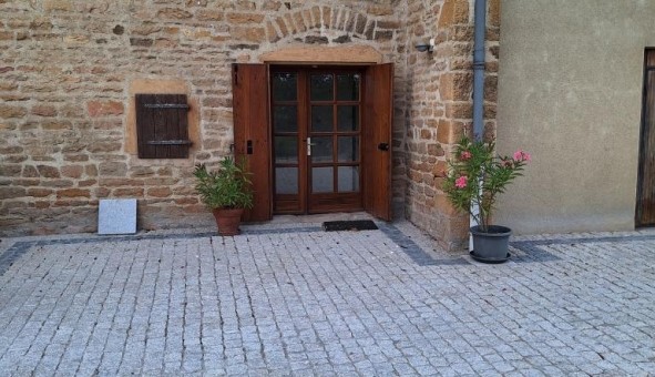 Logement �tudiant Studio &agrave; Cr�ches sur Sa�ne (71680)