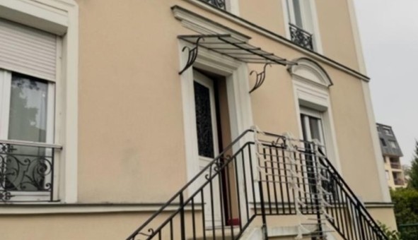 Logement tudiant Location Studio Vide Crteil (94000)