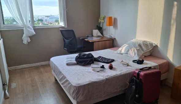 Logement tudiant Location Studio Vide Crteil (94000)