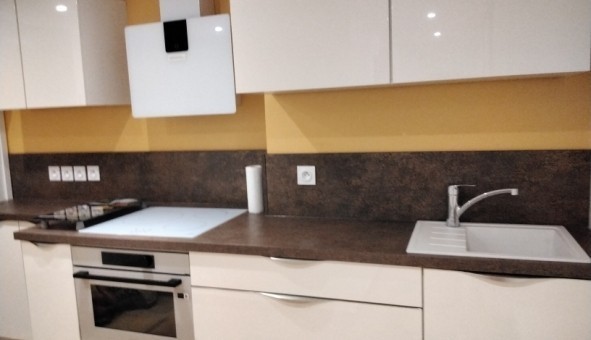 Logement tudiant Studio à Croix (59170)