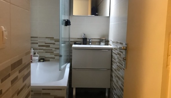 Logement tudiant Studio à Croix (59170)