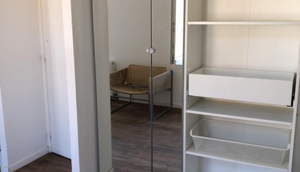 Logement tudiant Studio à Croix (59170)