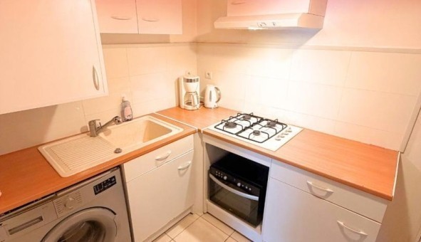 Logement �tudiant Studio &agrave; Cuers (83390)