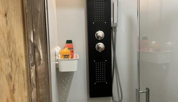 Logement �tudiant Studio &agrave; Cuers (83390)