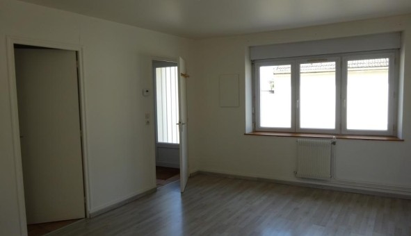Logement étudiant Location Studio Vide Dammartin en Goële (77230)