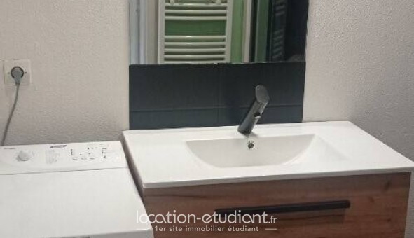 Logement tudiant Studio à Darntal (76160)
