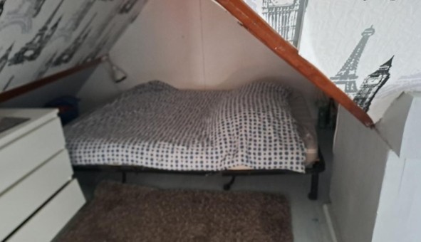 Logement tudiant Studio à Darvault (77140)