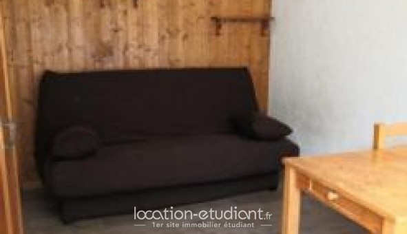 Logement tudiant Location Studio Vide Demi Quartier (74120)