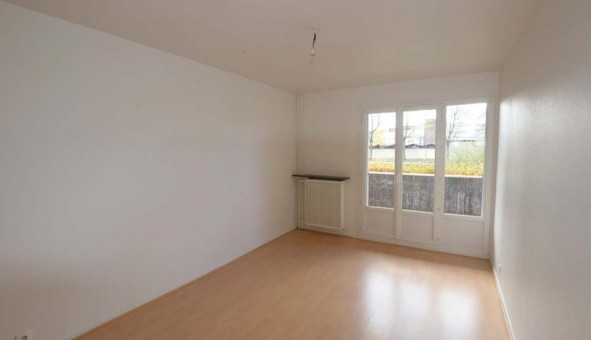 Logement tudiant Location Studio Vide Dijon (21000)
