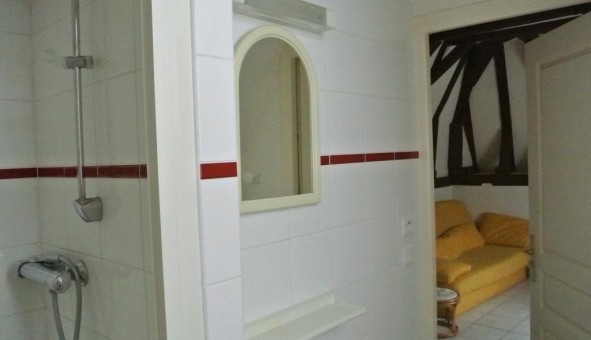 Logement tudiant Studio à Dijon (21000)