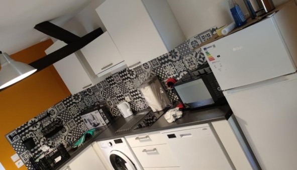 Logement tudiant Location Studio Vide Dijon (21000)