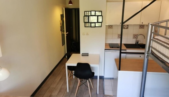 Logement tudiant Location Studio Vide Dijon (21000)
