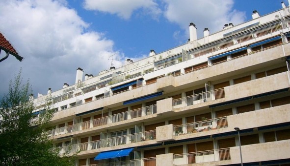 Logement tudiant Studio à Dijon (21000)
