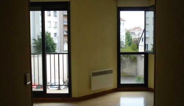 Logement tudiant Location Studio Vide Dijon (21000)
