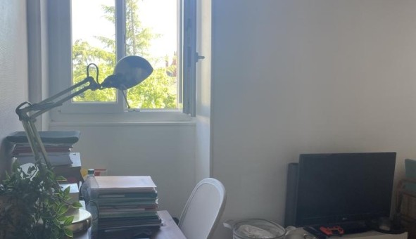 Logement tudiant Studio à Dijon (21000)