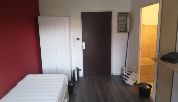 Logement tudiant Studio à Dijon (21000)